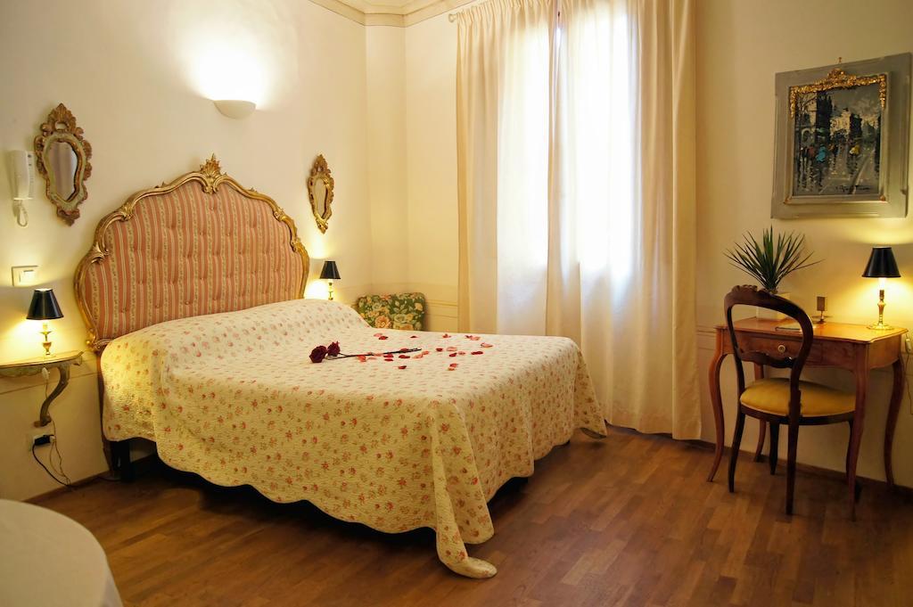 Melarancio Apartments Firenze Værelse billede